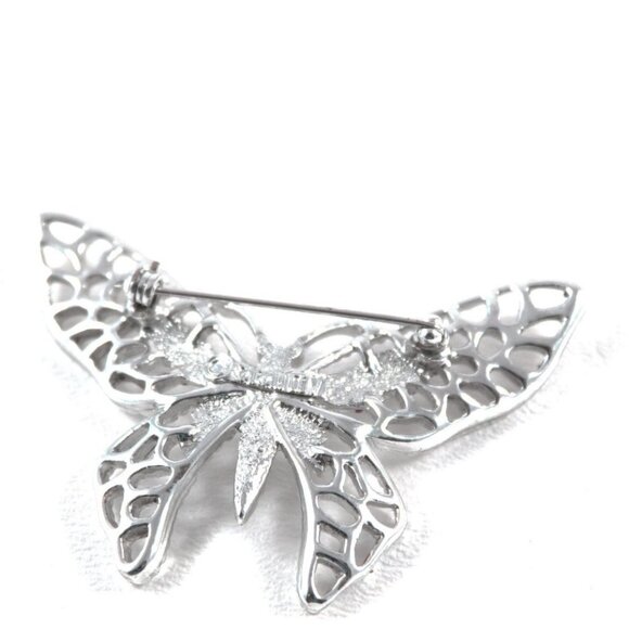 Sarah Coventry Butterfly Design Silver Brooch Pin Jewelry Accessory - Picture 2 of 6